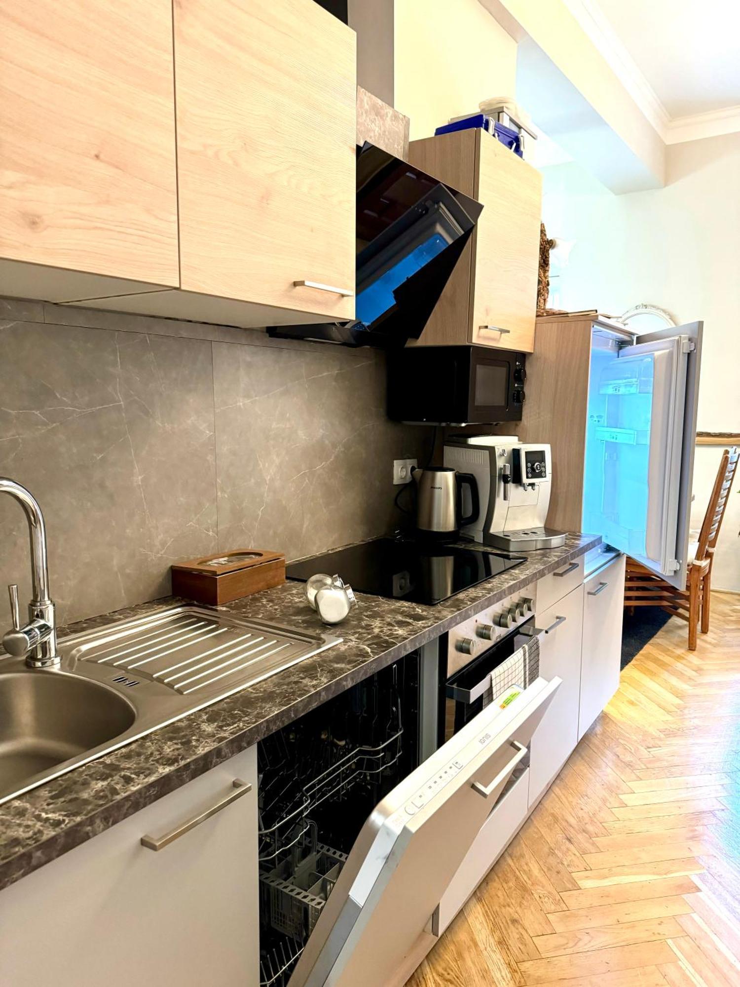 Belvedere Apartment Wina Bagian luar foto